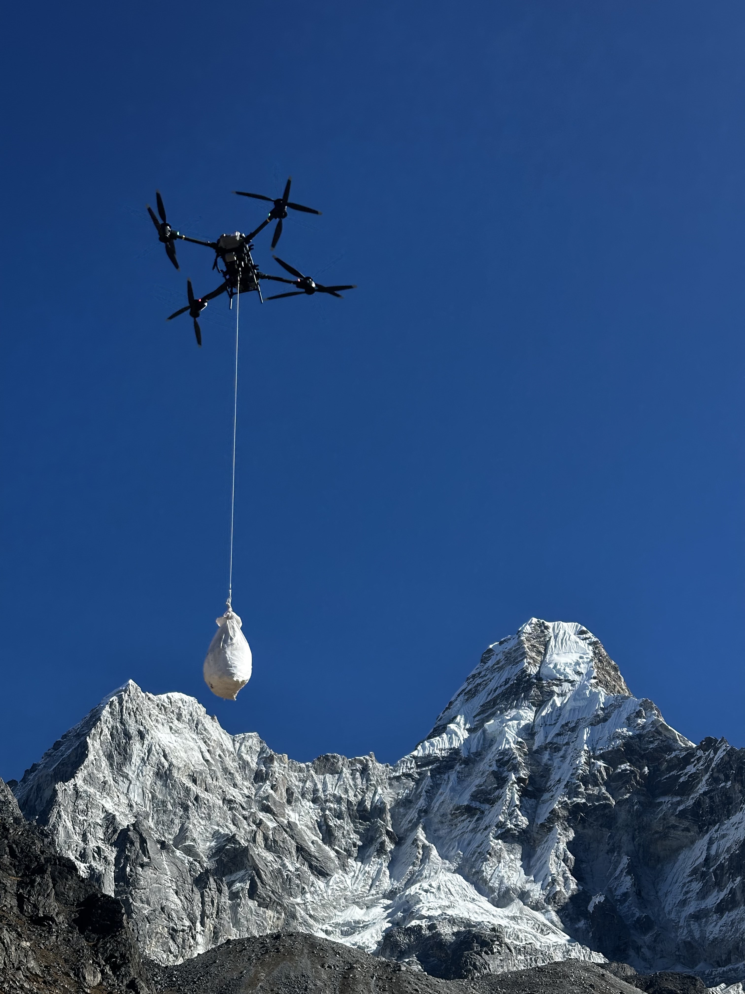 everest_drone (2).jpg